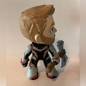 Funko Pop Marvel Avengers Endgame Thor #482 Quantum Realm Suit with Stormbreaker